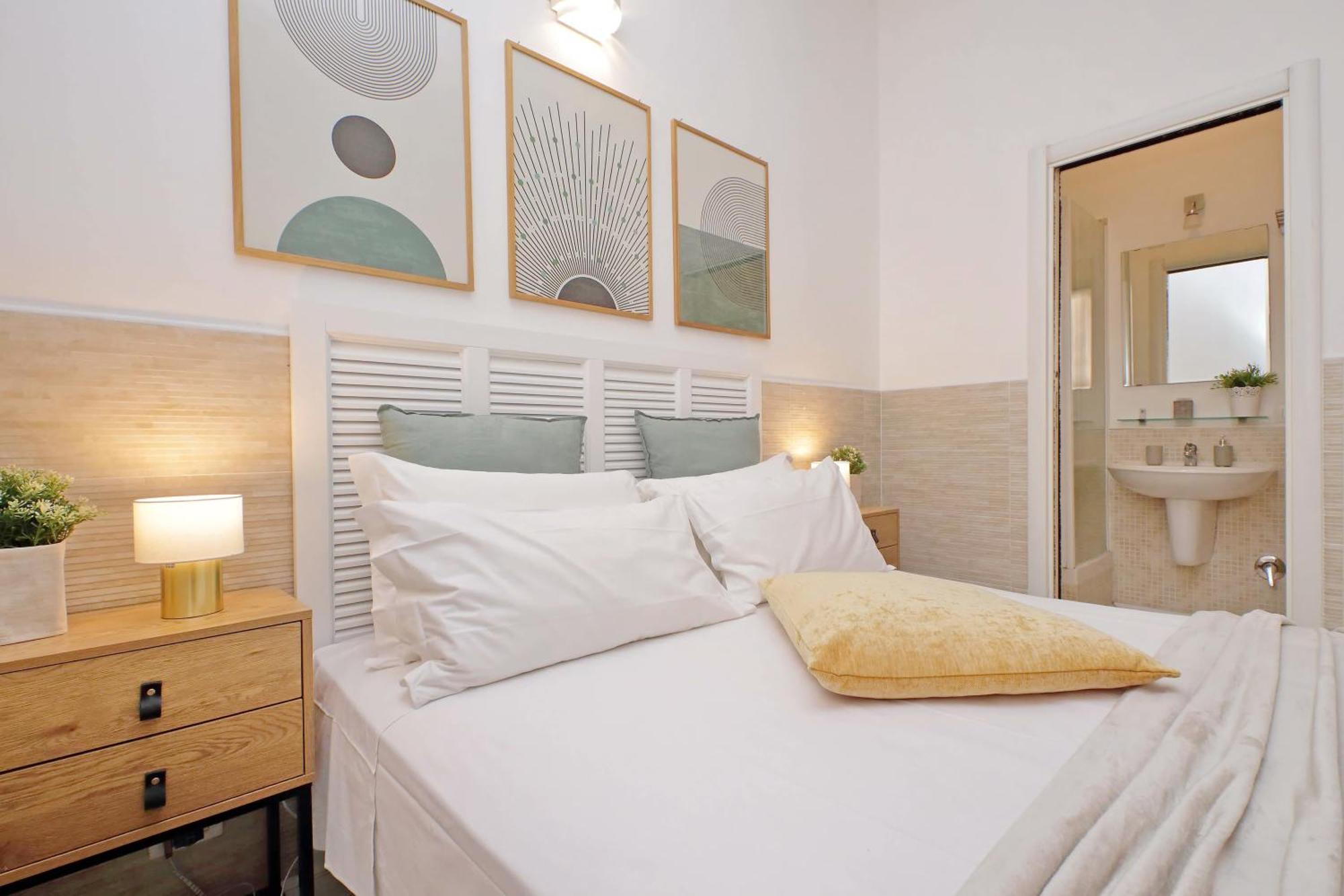 Opera Inn Suites - Rooms And Apartments Roma Dış mekan fotoğraf