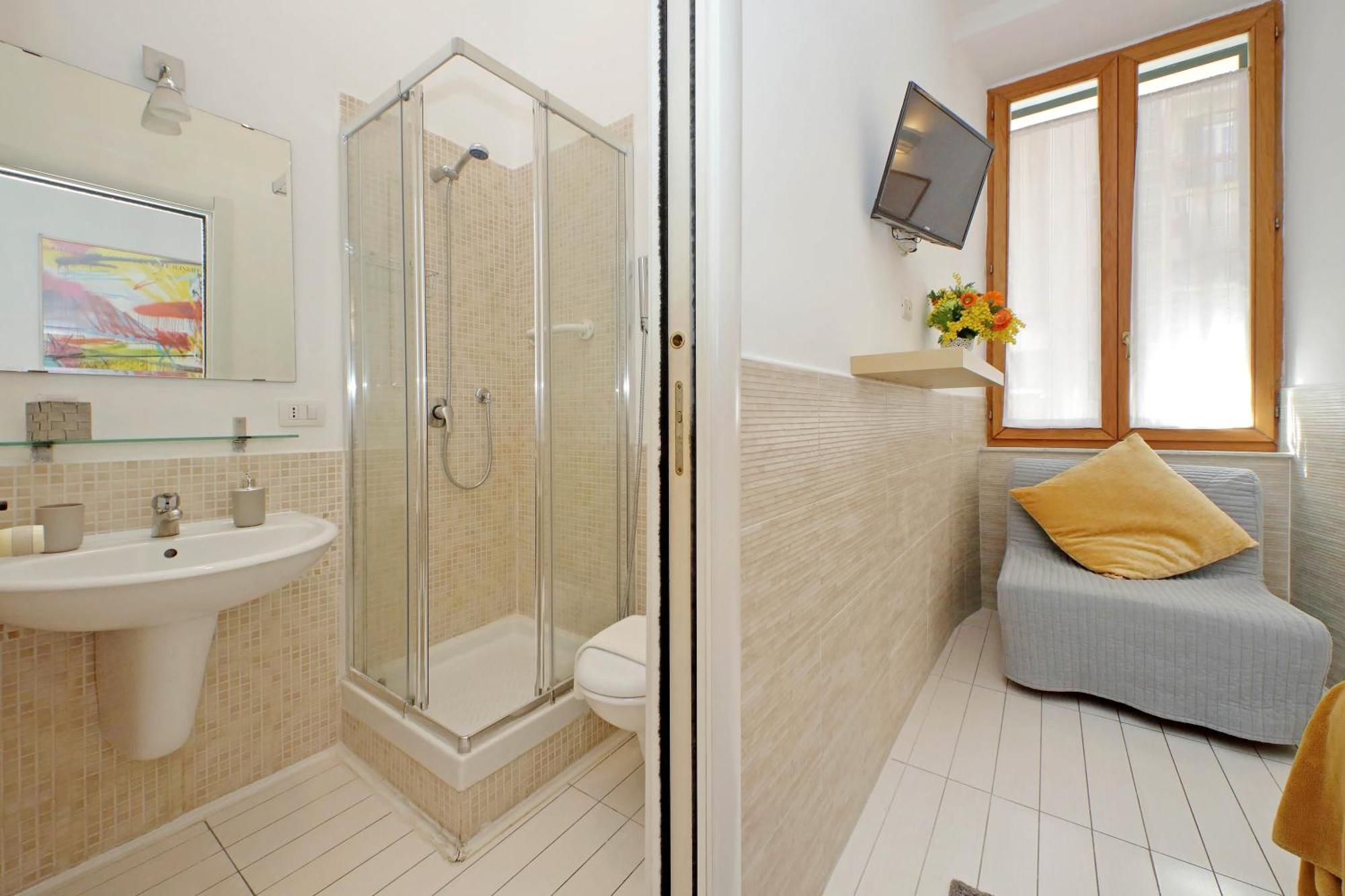 Opera Inn Suites - Rooms And Apartments Roma Dış mekan fotoğraf