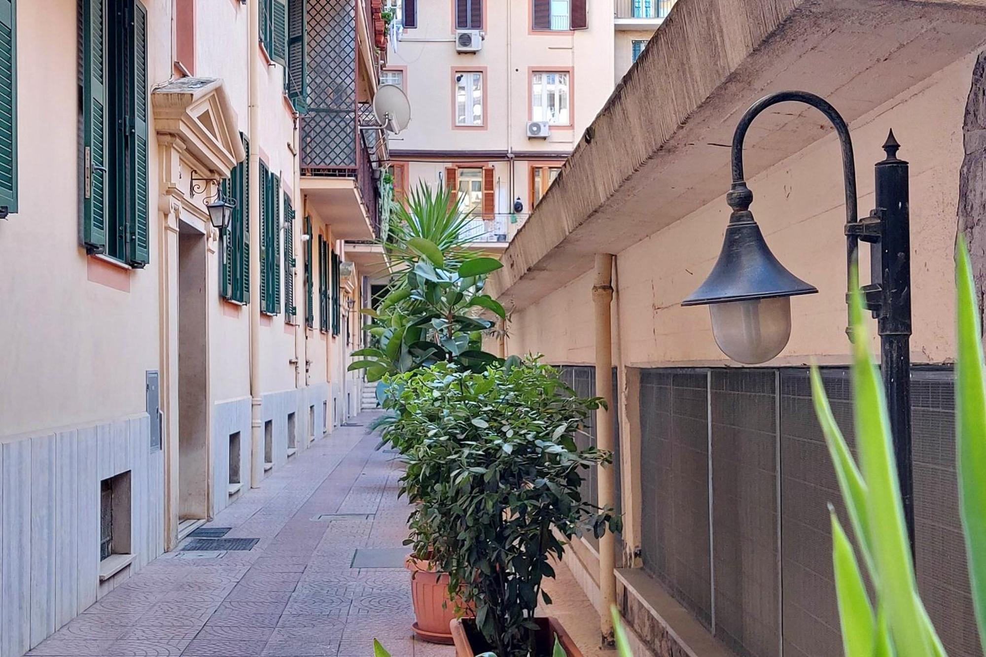 Opera Inn Suites - Rooms And Apartments Roma Dış mekan fotoğraf